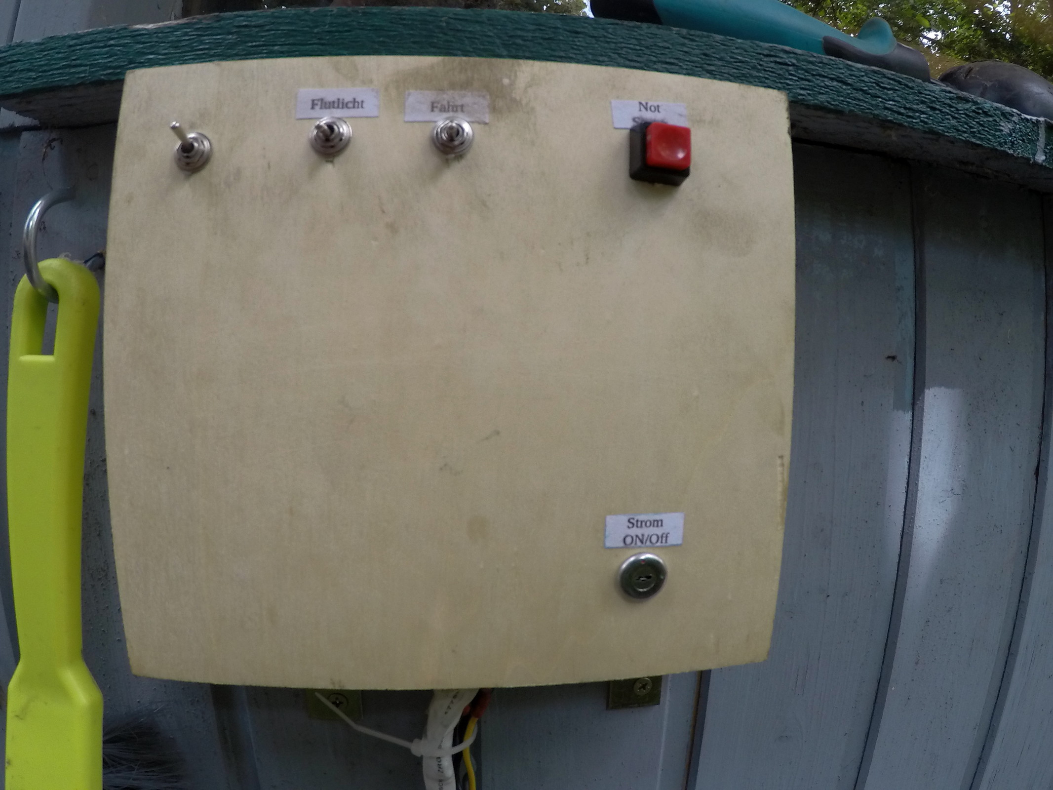 Am Schalkasten sind nun alle Schalter mit funktion