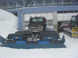 und hier noch ein Bild vor der TITLIS-Garage