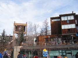 70er Jahre Charme. Trincerone könnte es evt. gefallen - mir nicht...