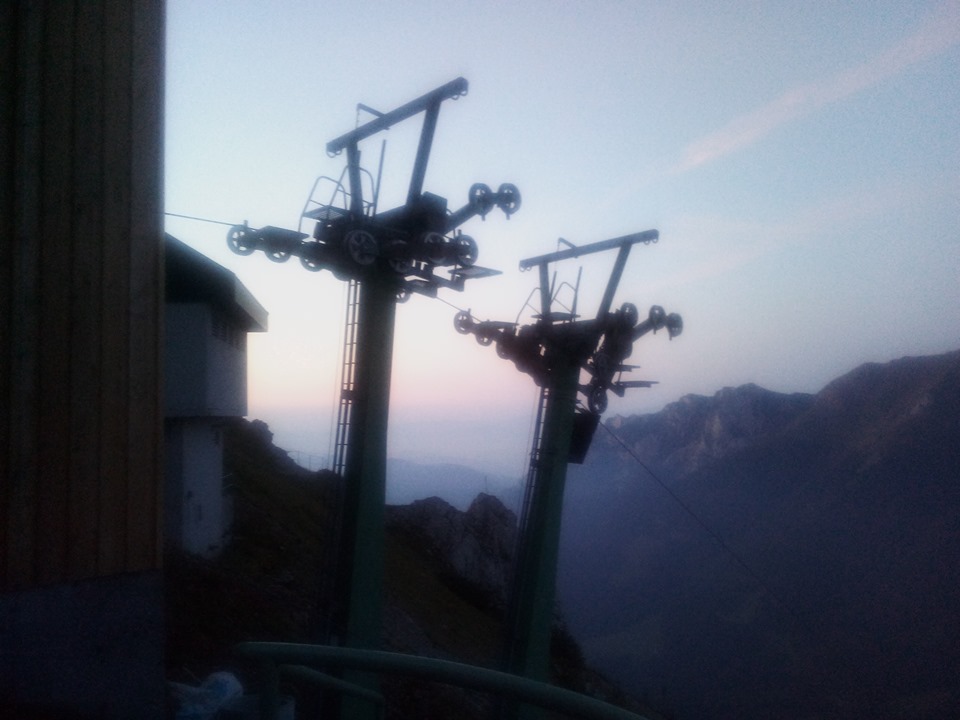 69540671_2706840375995356_4084813605608882176_n (1).jpg