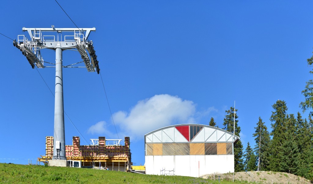 Altstation von unten