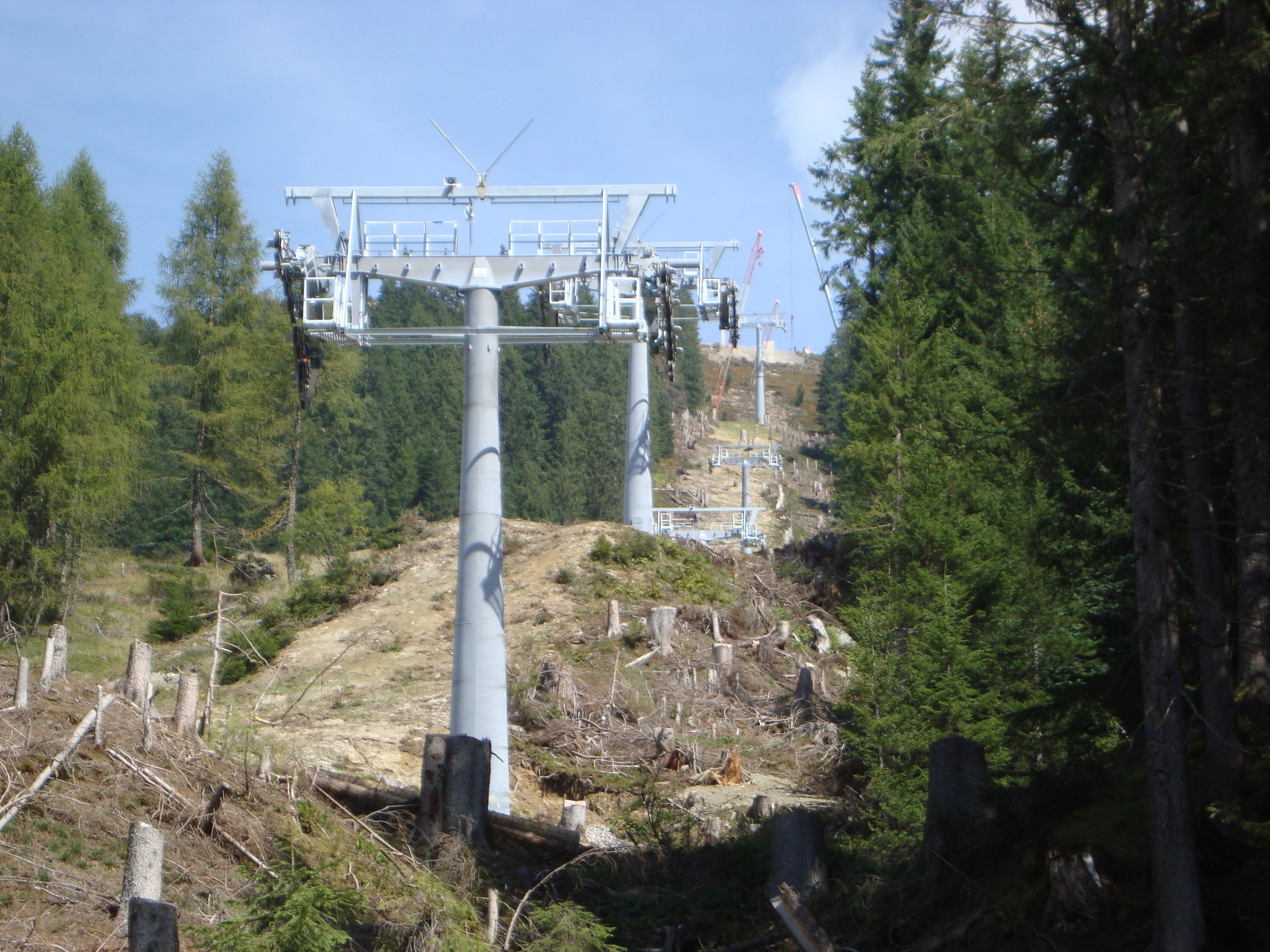 Lifttrasse bei gefährlicher Kreuzung