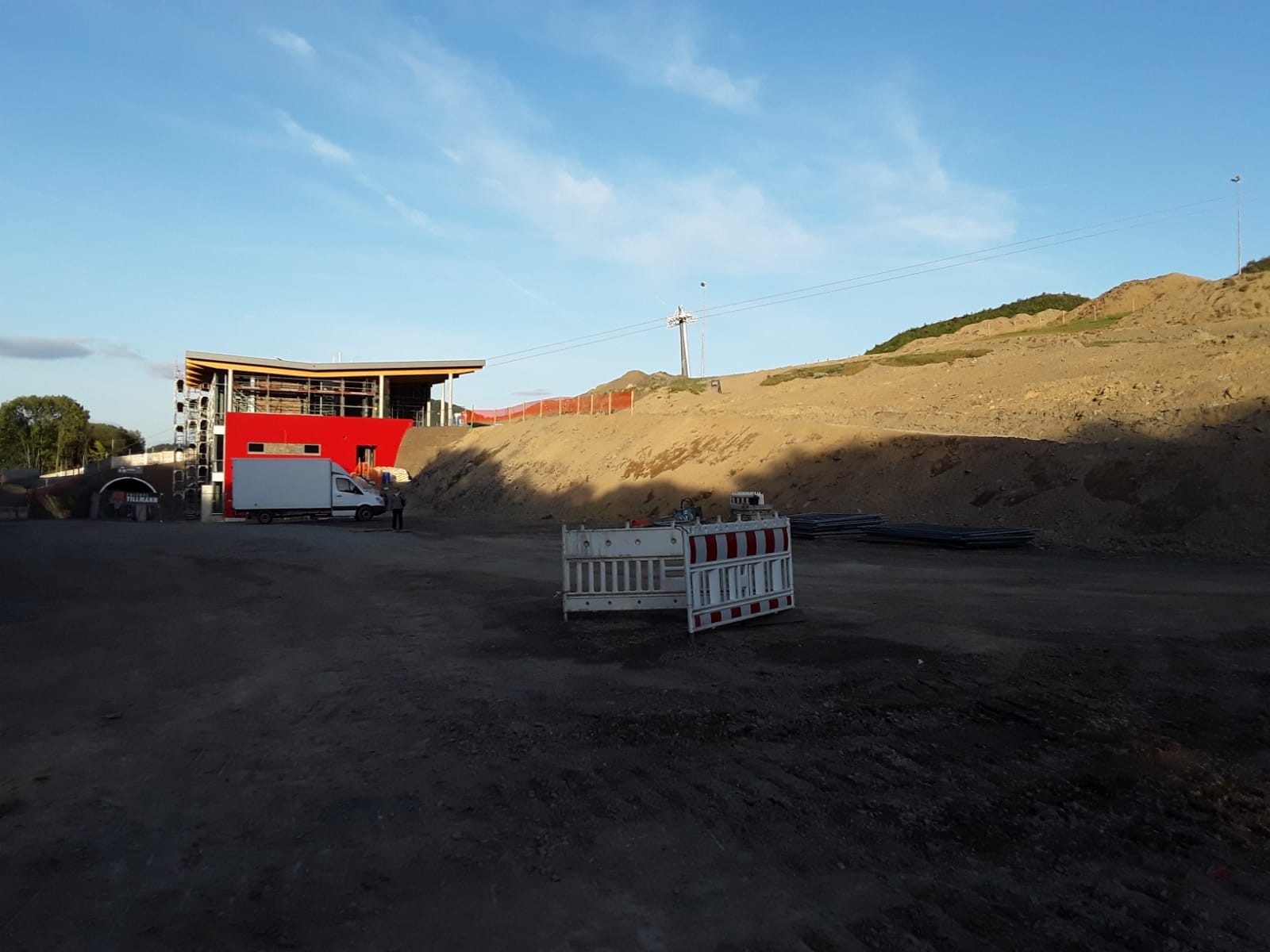 alte weg und neue "Köhlerhütte"