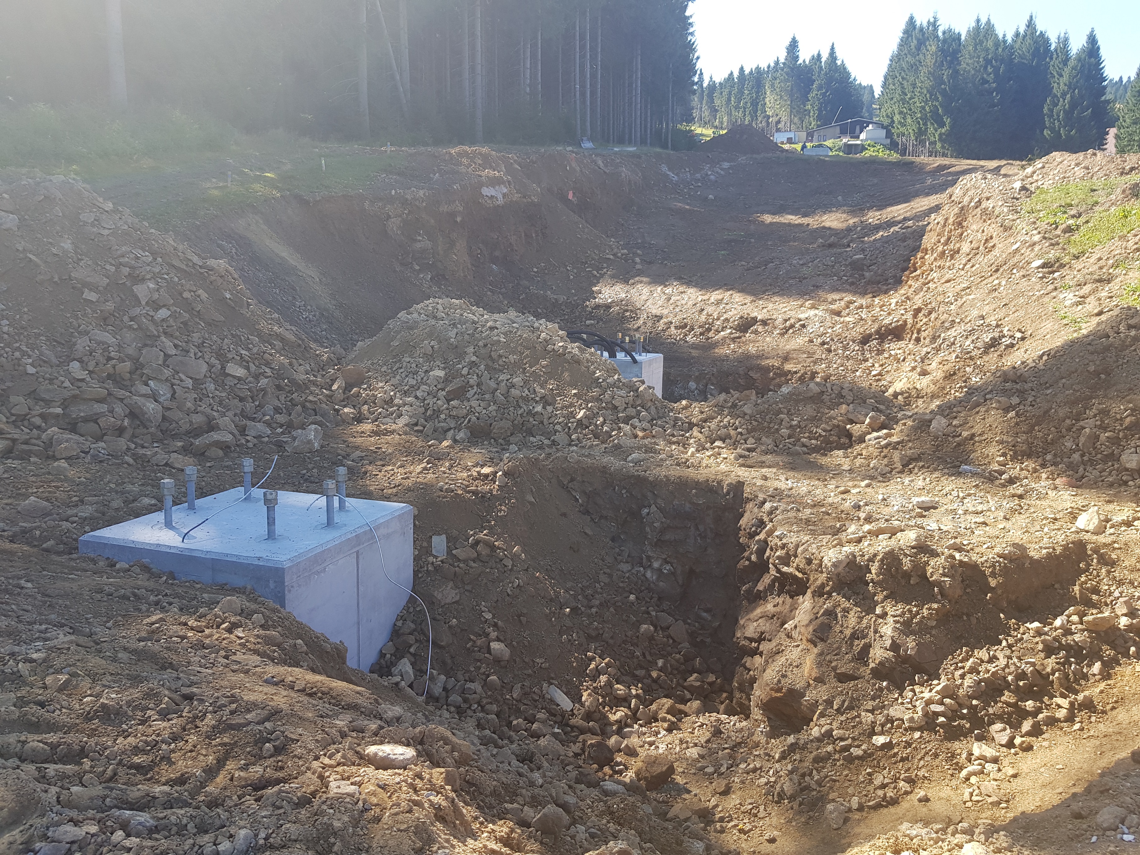 Fundamente Vorderer Steher und Stütze 1 ( etwas verdeckt )