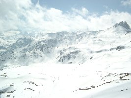 Blick auf den Becs-de-Besson vom Orzival aus gesehen.