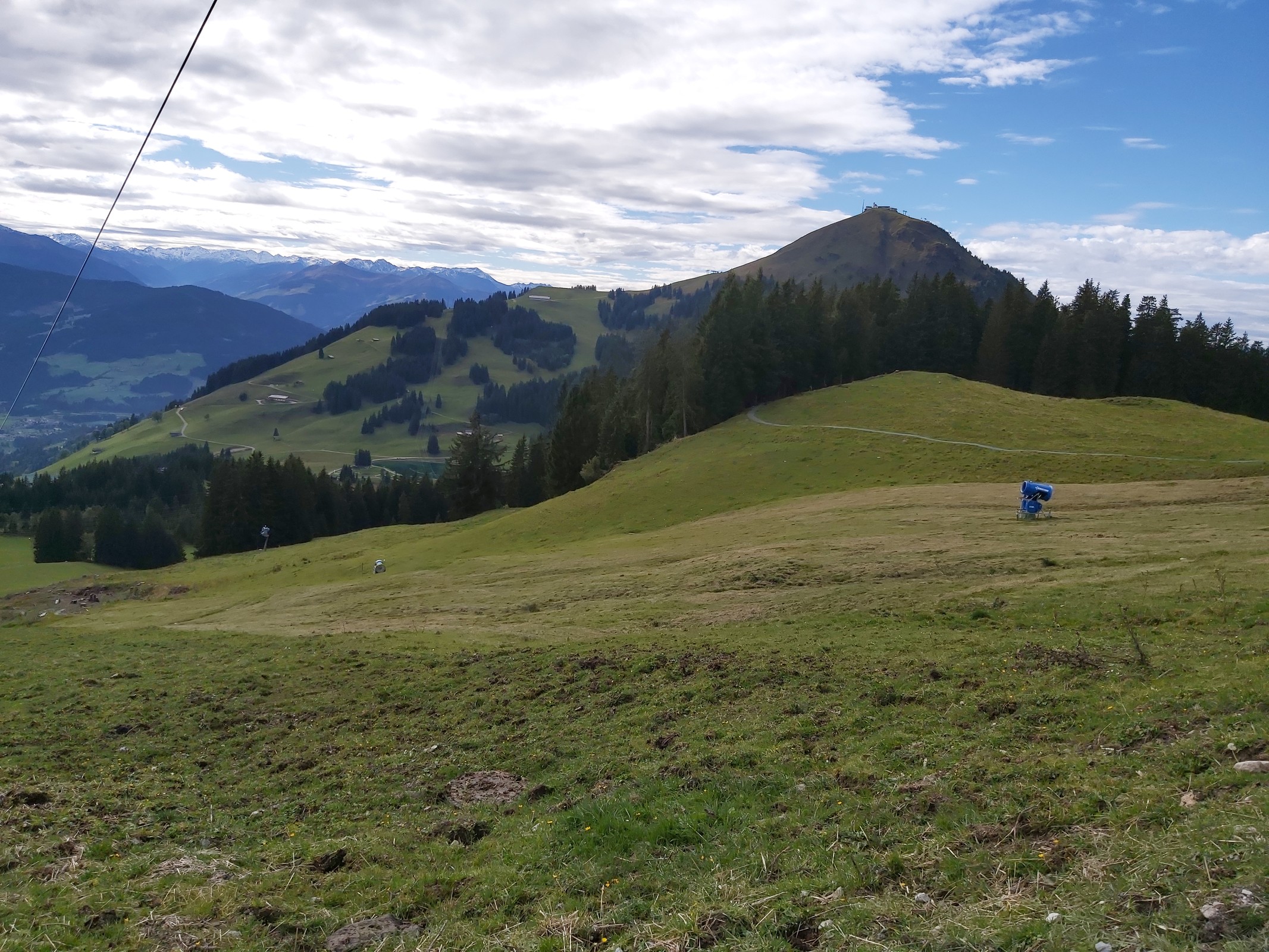Hang unterhalb der alten Bergstation
