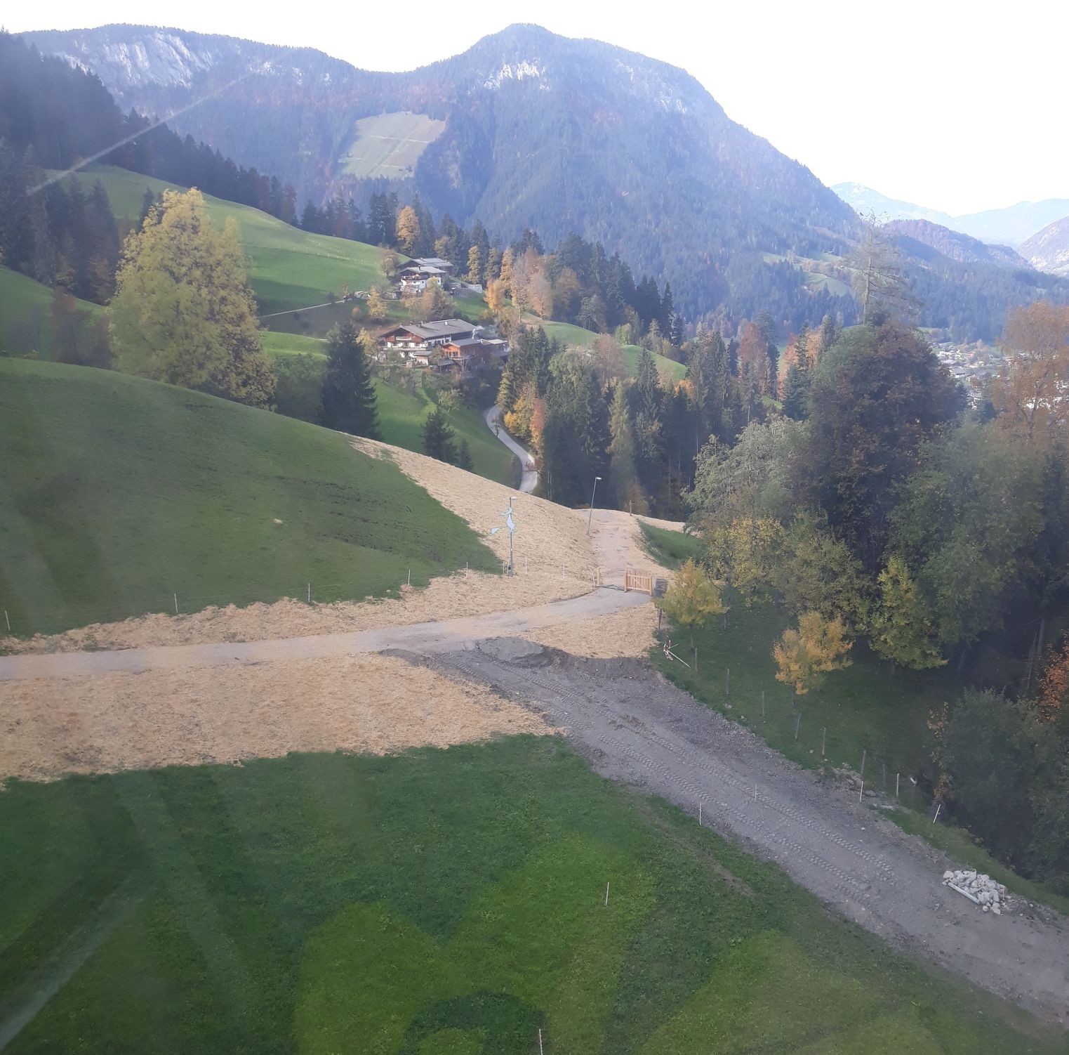 Rodelbahn nach dem Leitungsgraben wieder begehbar