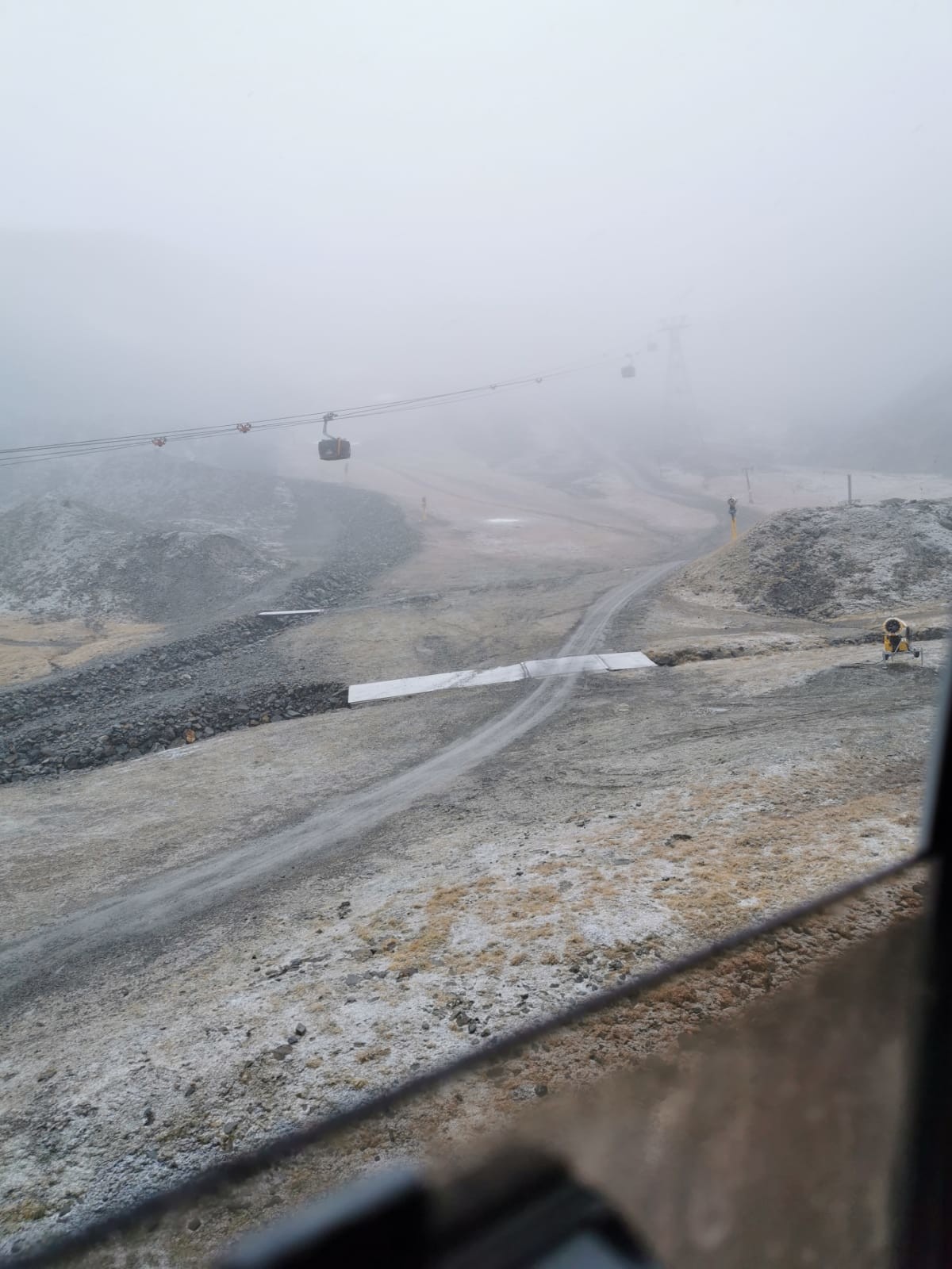 An der Mittelstation Fernau. Hier ist wieder alles grün.