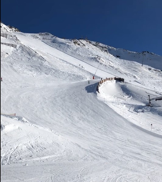 Blick quattro Festkogel-Alm auf den Bereich 6a und 8 dahinter verbirgt sich die 7, oberer Bereich Plattachbahn