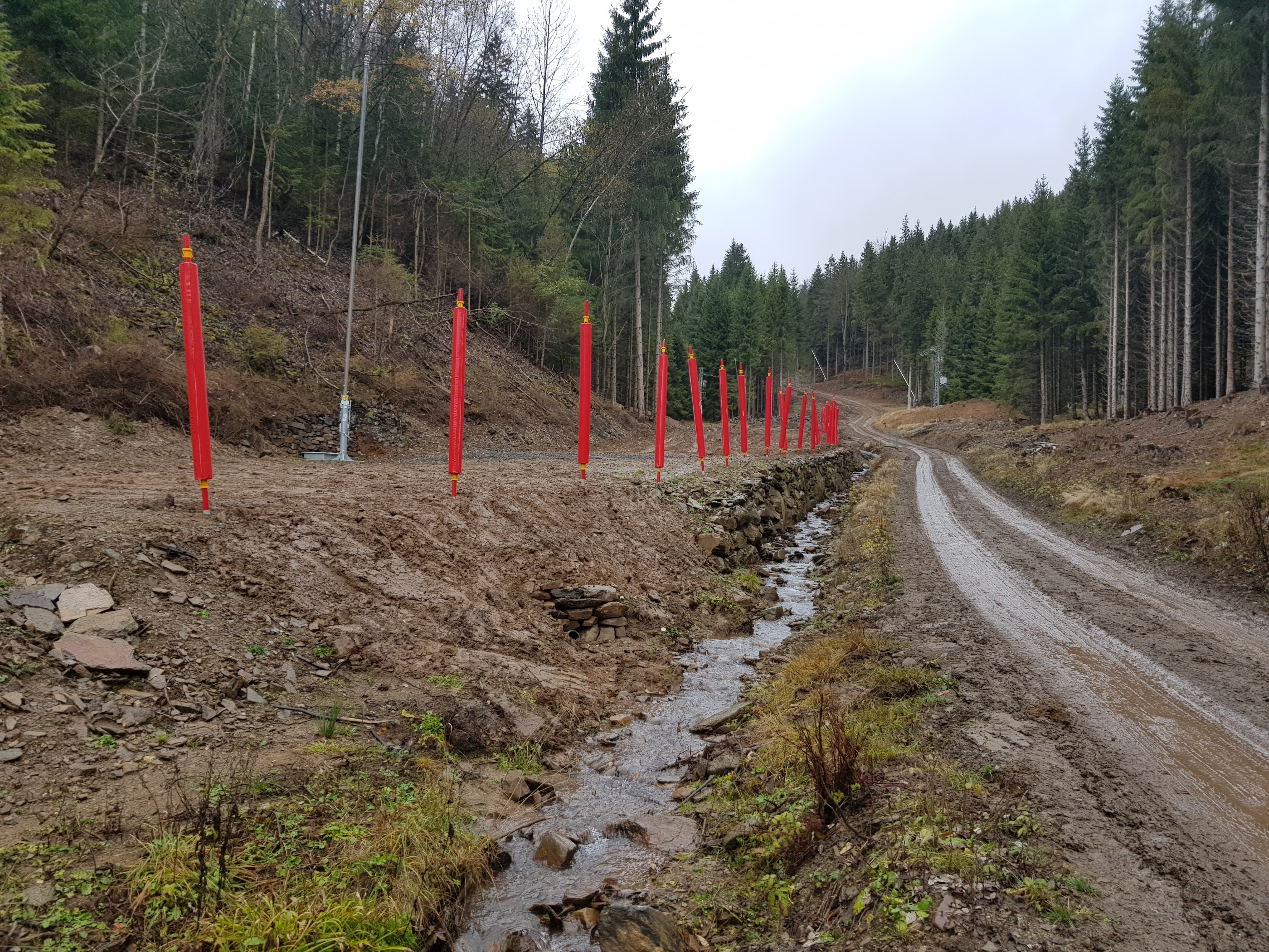 Piste 24 zwischen Neklid und Jachymovska