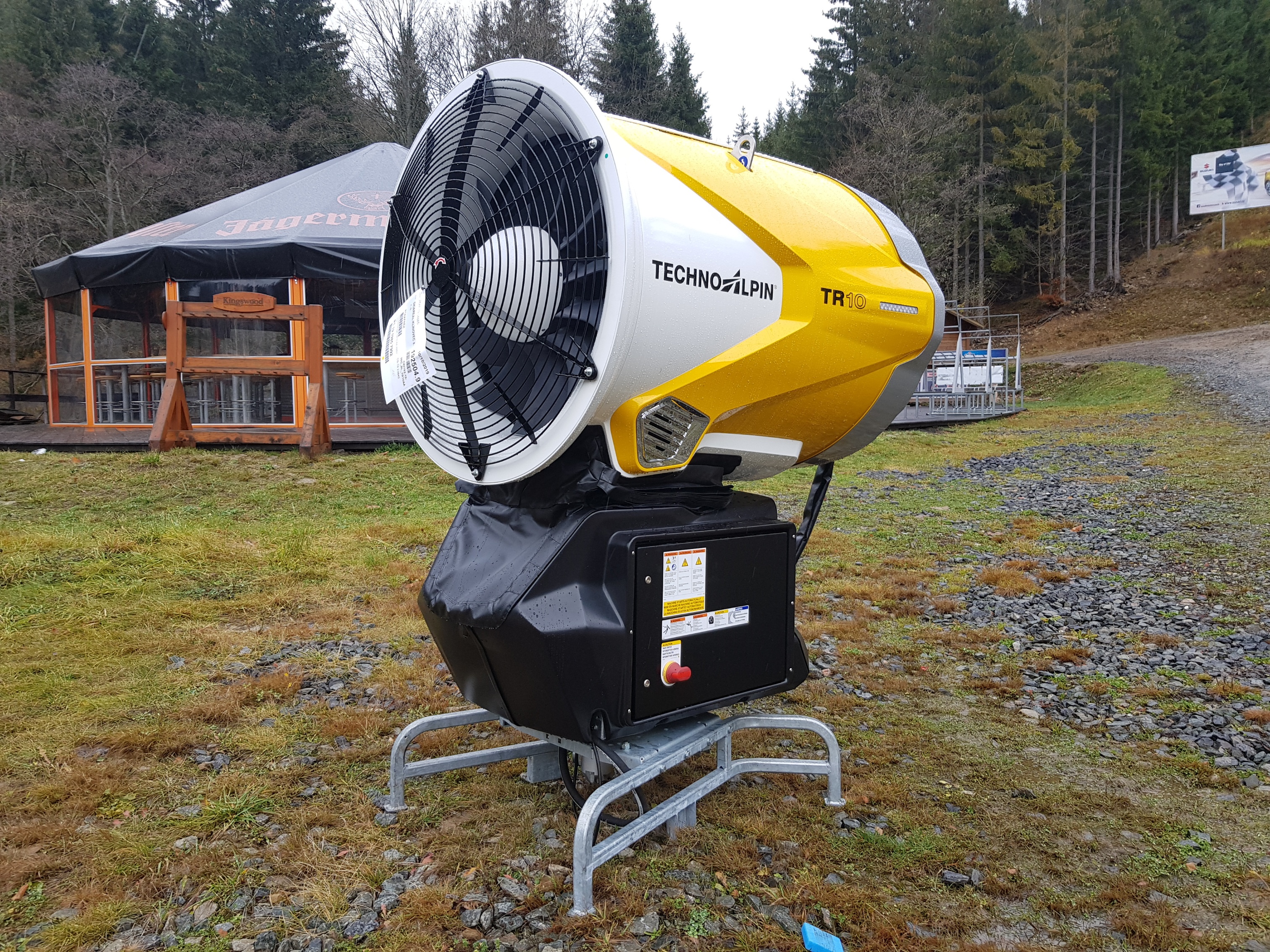 Diese neue TR 10 kommt da mal drauf.