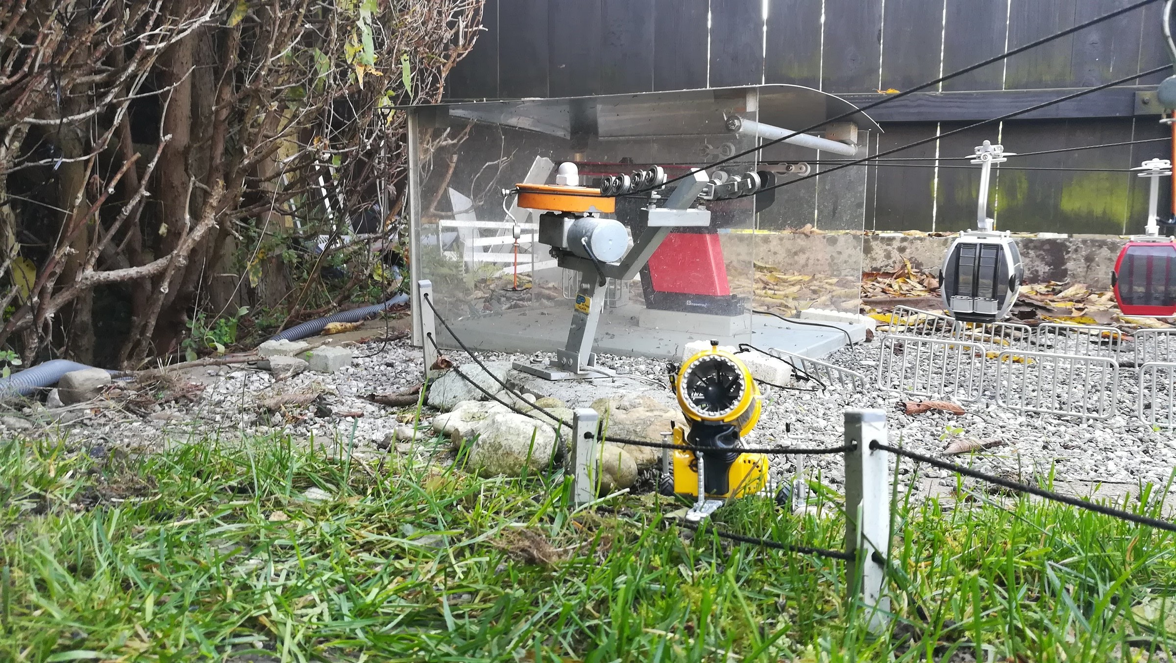 Aufstellen Schneekanonen 7.jpg