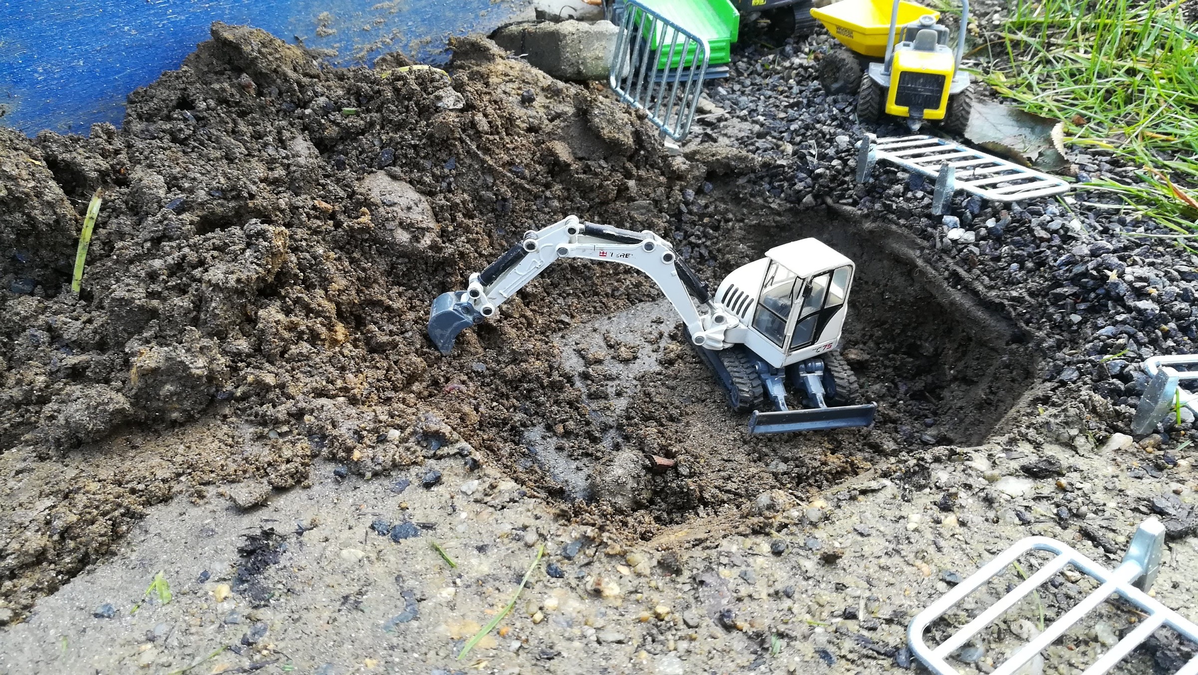 Paradieslift Auf. Fund. 6 S1.jpg