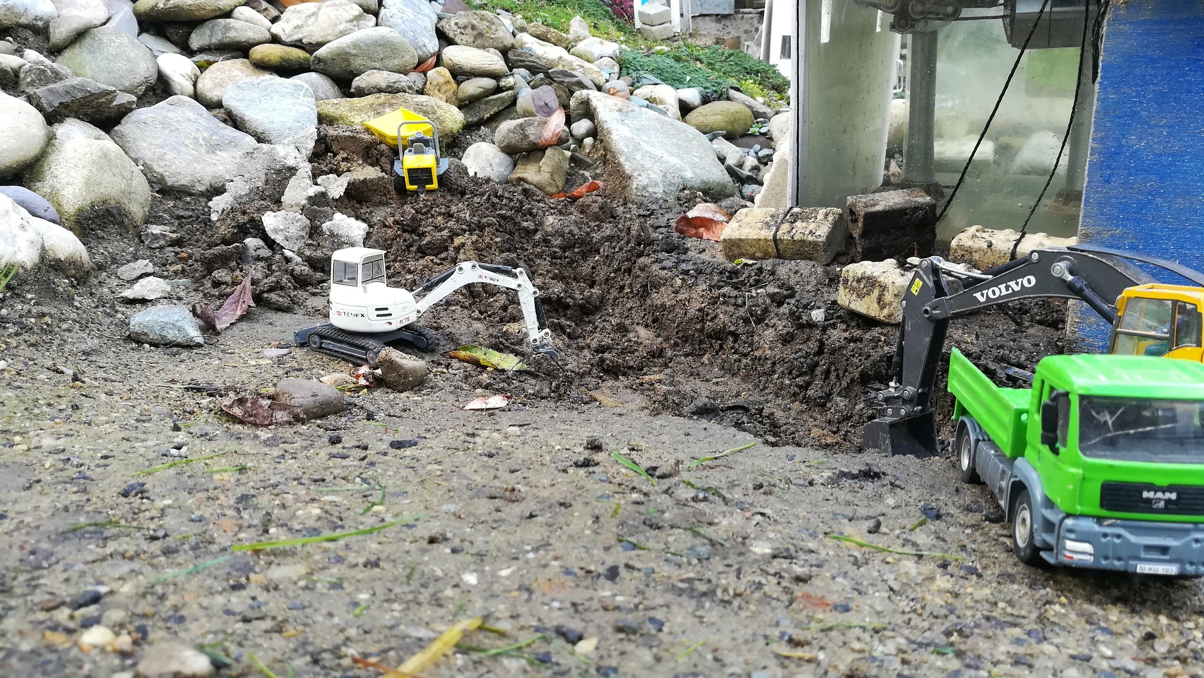 Paradieslift Auf. Fund. 3.jpg