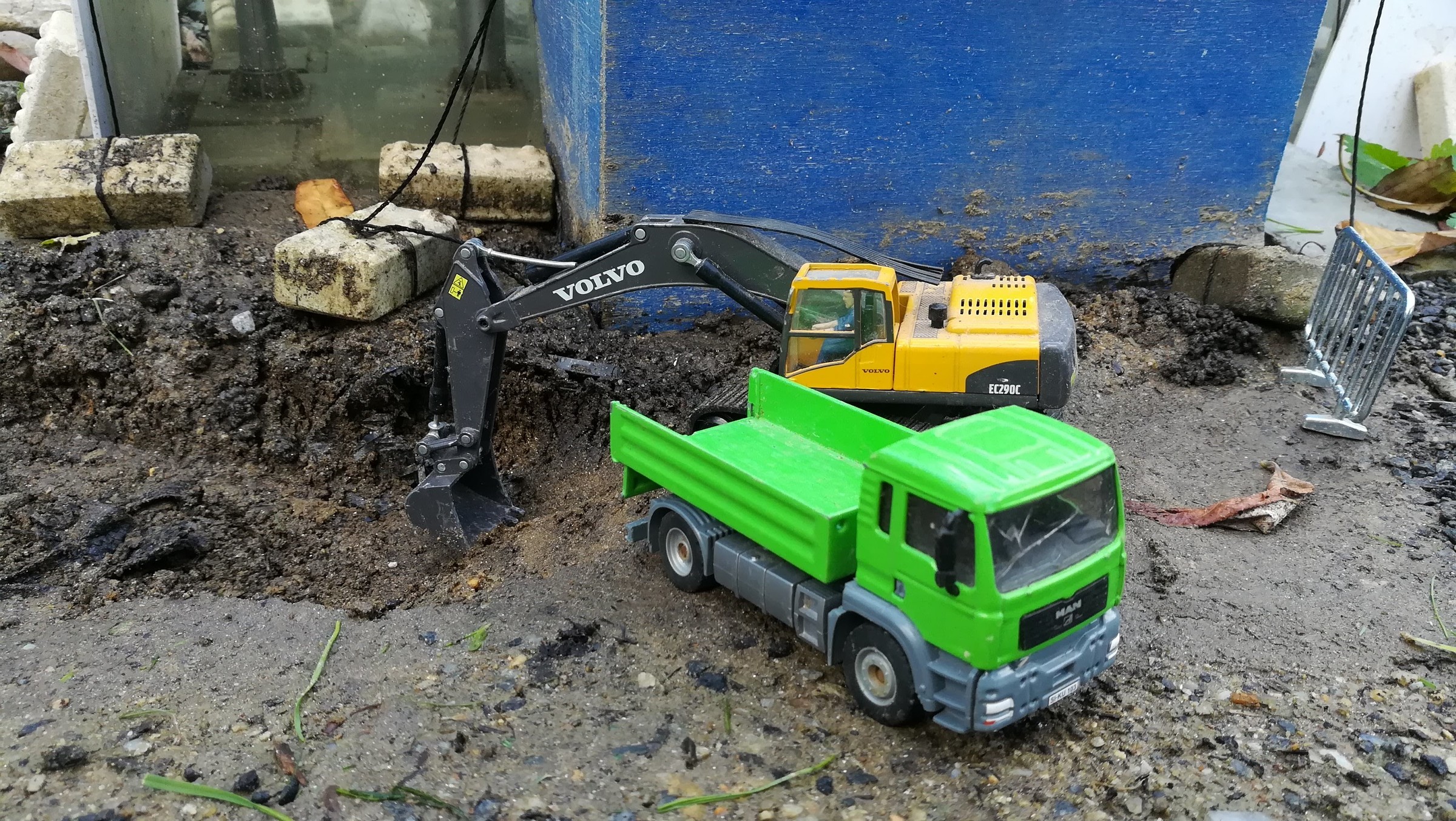 Paradieslift Auf. Fund. 1.jpg