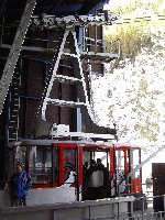 Talstation der 80PB Zinal-Sorebois (innen) mit Kabine.