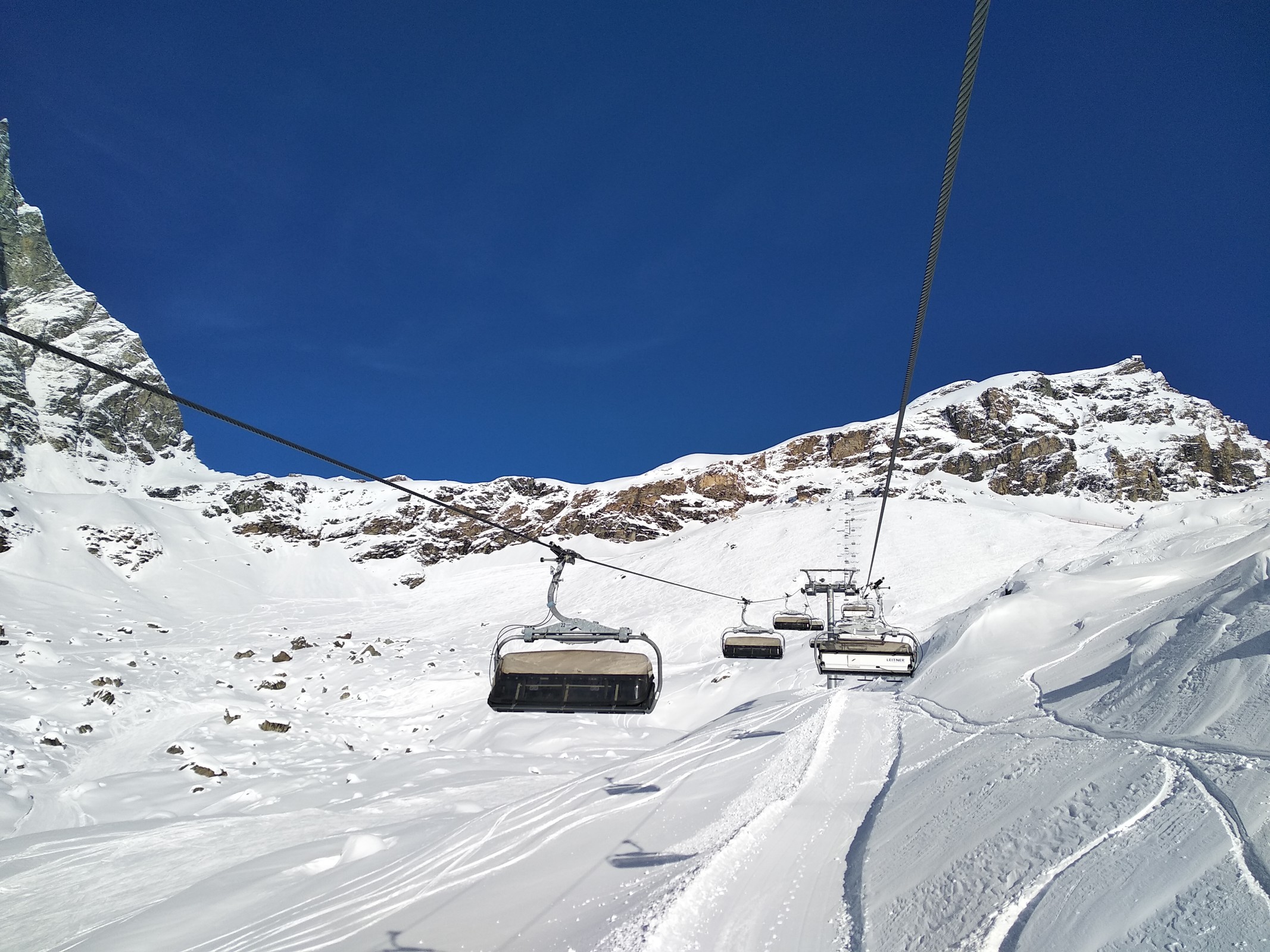 001200 Zermatt-Cervinia-Valtournenche Fall Skiing.jpg