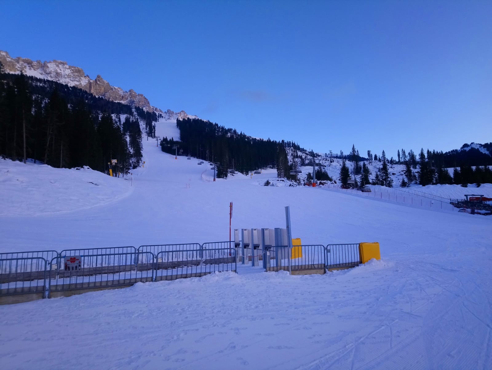 Blick Richtung Absam Maierl, wir sind die Rodelbahn am Laner noch gefahren