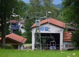nach einer etwas steilen Radlstreckn kummt man zur Hörnle Bahn oberhalb Bad Kohlgrub
