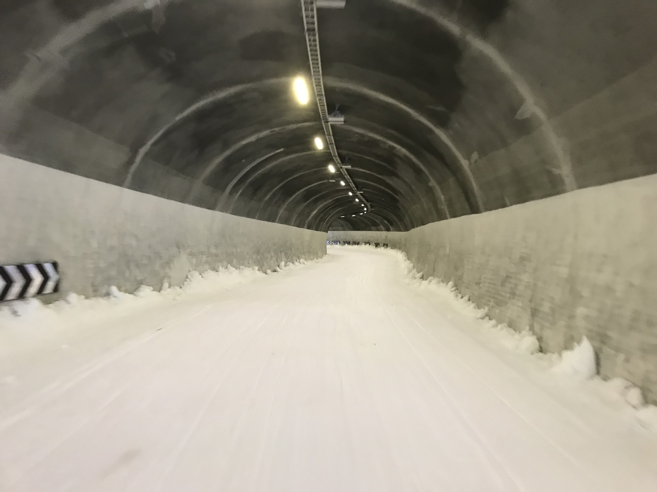 Am Besten ist der Schnee im Tunnel