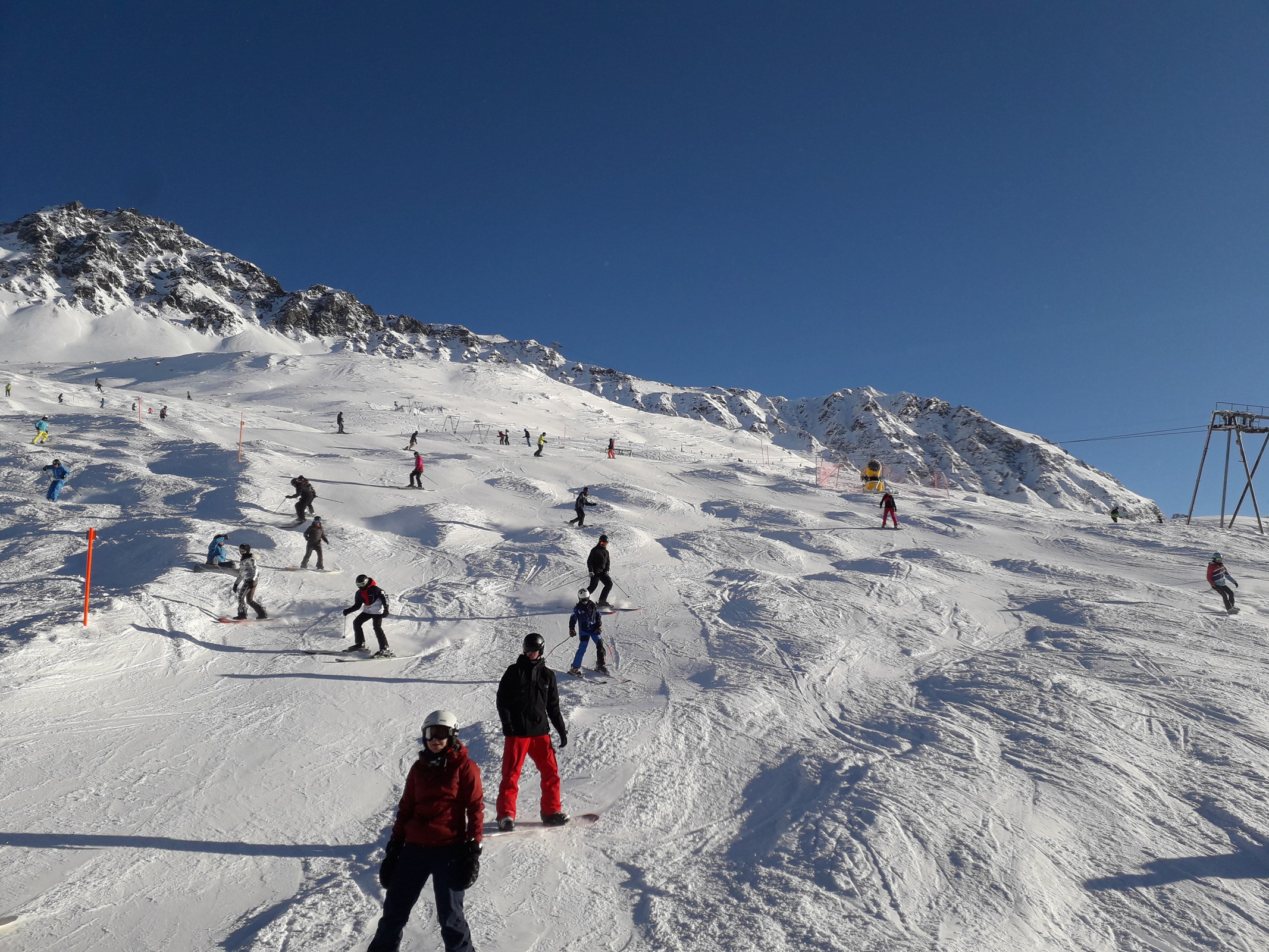 20b, kurz vor der Talstation des Weisshorn Speeds
