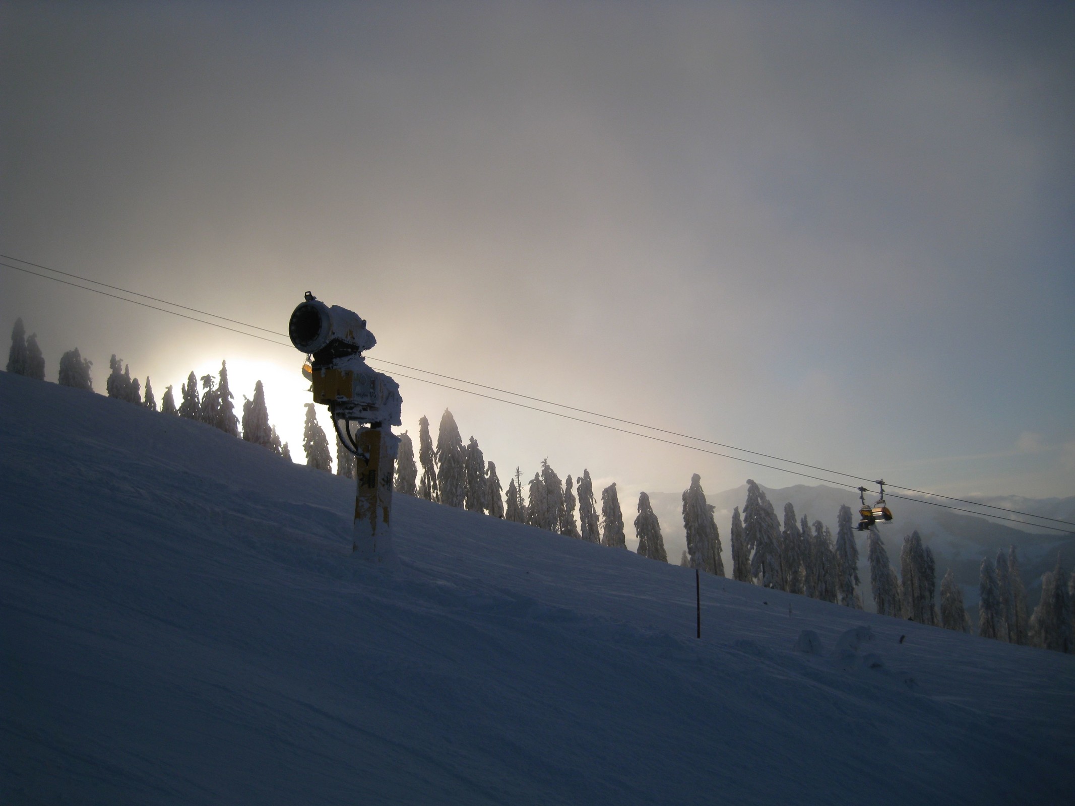 15.31 Uhr: Verschneite Landschaft an der Hochmaisbahn
