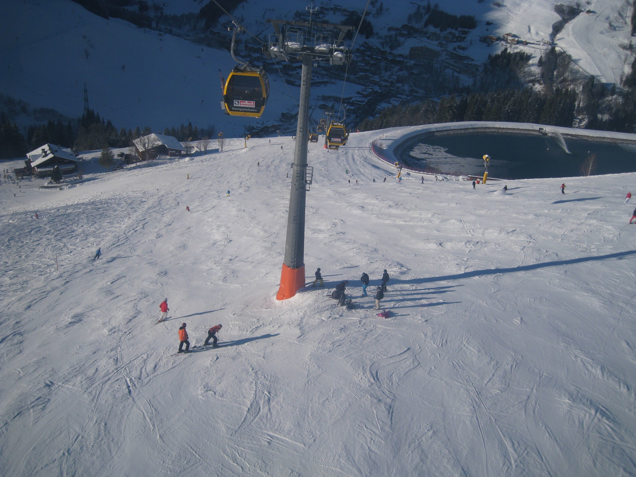 14.02 Uhr: In der A3 Westgipfelbahn mit roter Piste 8a