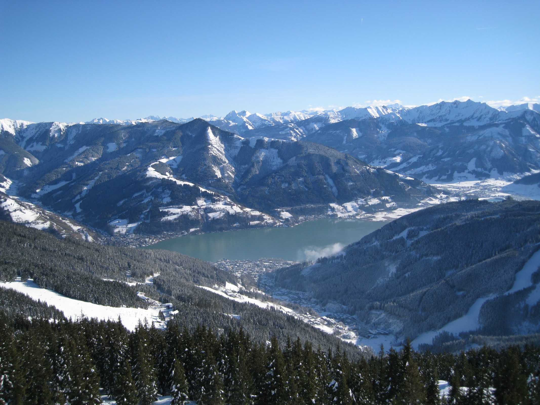 12.24 Uhr: Blick aus ebendieser zum Zeller See bzw. ins Schmittental