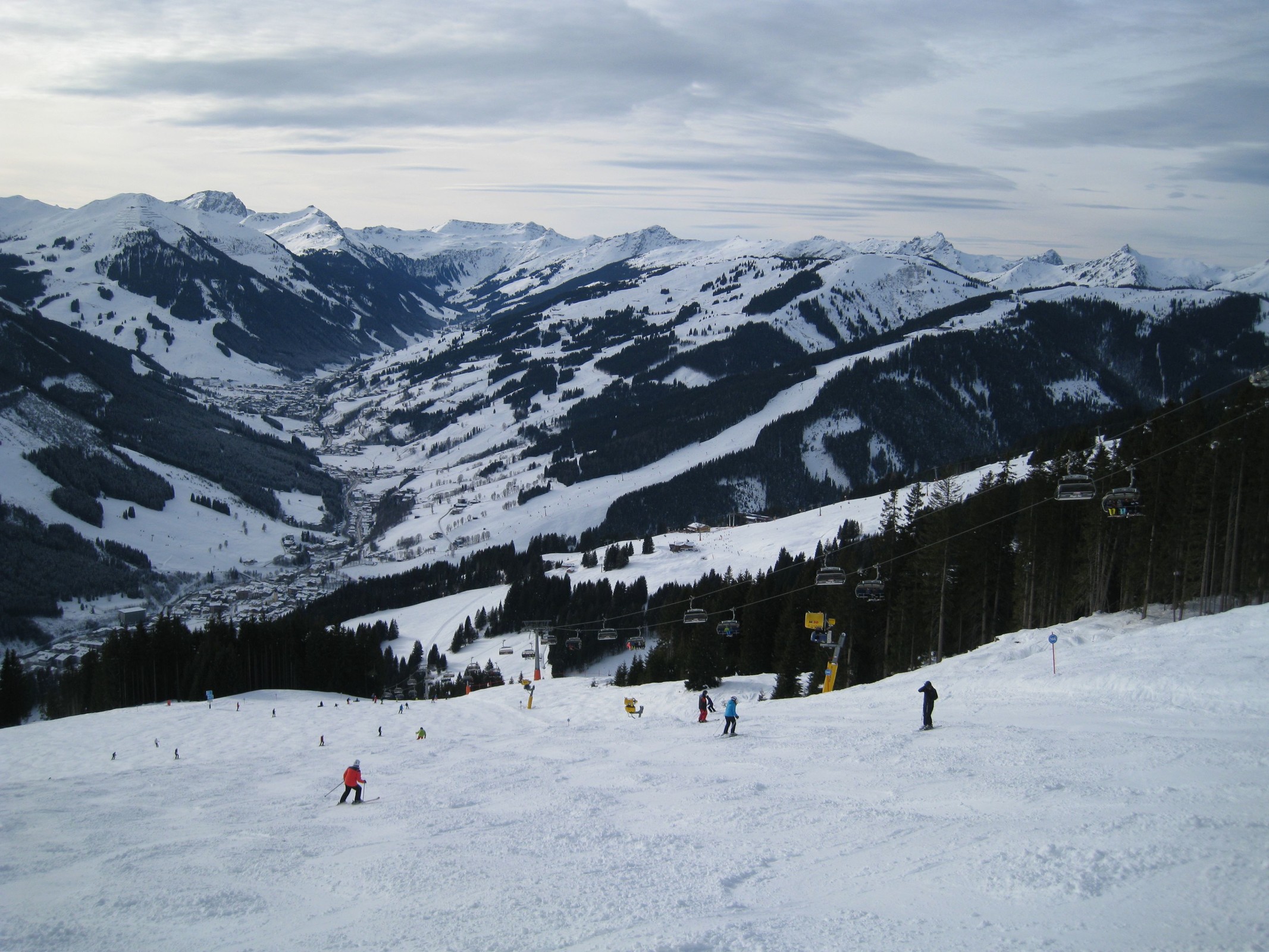 14.06 Uhr: Auf der blauen 166 am H5 Magic 6er zum H4 Panorama 6er