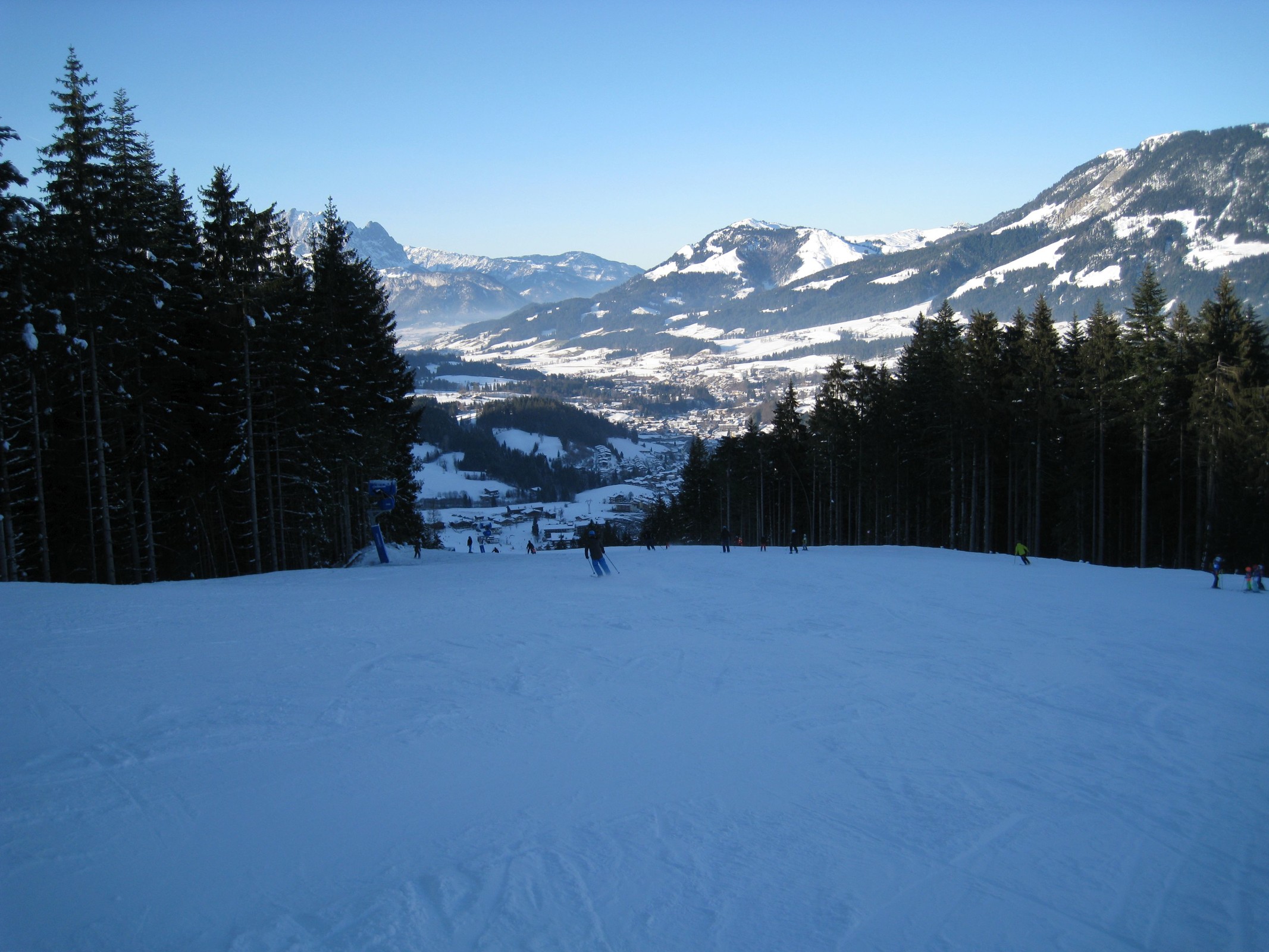 14.17 Uhr: Gleiche Position, nur in Richtung Tal fotografiert.