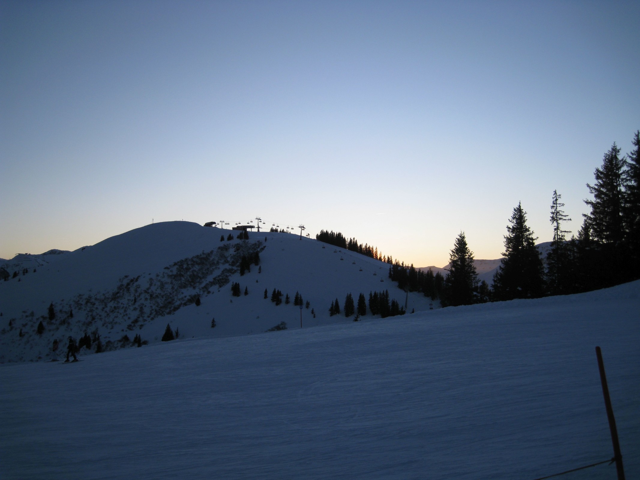 16.10 Uhr: D6 Reiter Ost 6er auf dem Reiterkogel nach dem Sonnenuntergang - wunderschöne Stimmung!