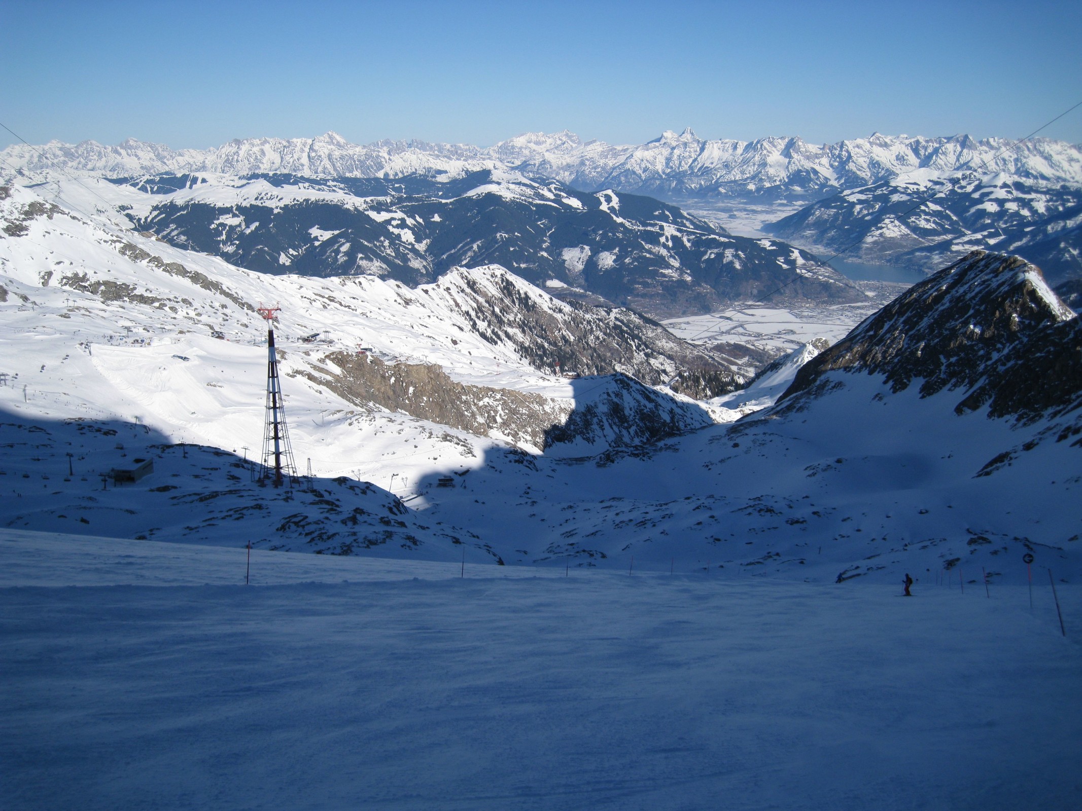 11.23 Uhr: Auf der Gletscherseeabfahrt (Nr. 2) - selten das diese jetzt schon geöffnet hat