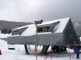 Earl`s Express - selbes Fabrikat wie der Skyline Express. Kap-Beschränkung auf 1600 od. 1800, deshalb kurze Wartezeit