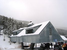 Habt ihr so eine Talstation schon einmal gesehen? - Ich nicht.