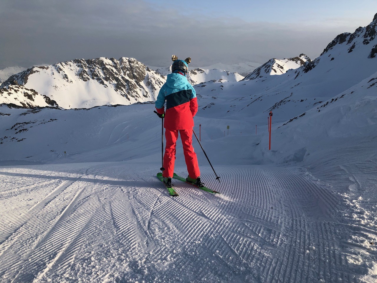 Rothorn am Morgen. Viel schöner kann ein Skitag auf leerer Piste nicht beginnen.