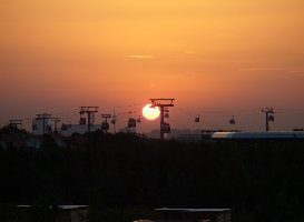 Buga Bahn im Abendrot.02.jpg