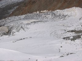 Nochmal mit etwas mehr Zoom. Nen Lift kann man sich aus dieser Perspektive auch heute noch sehr gut vorstellen.