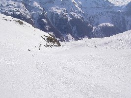 Die ganz linke, rote Piste am Combe Durand etwas weiter unten.