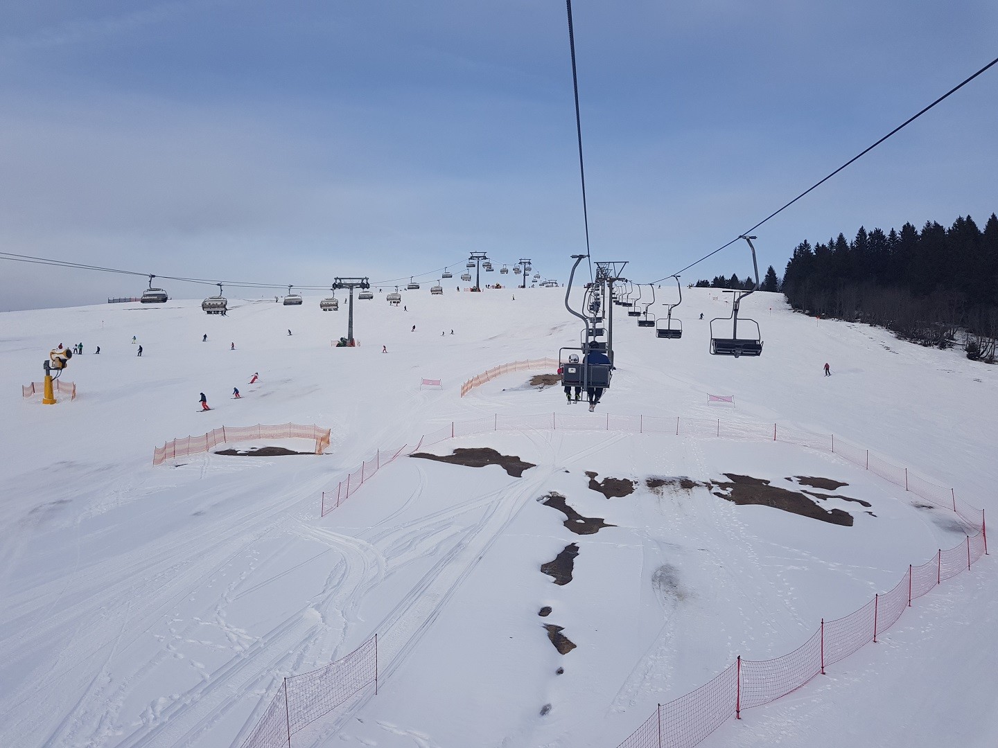 Hier sieht man noch Spuren des Regens