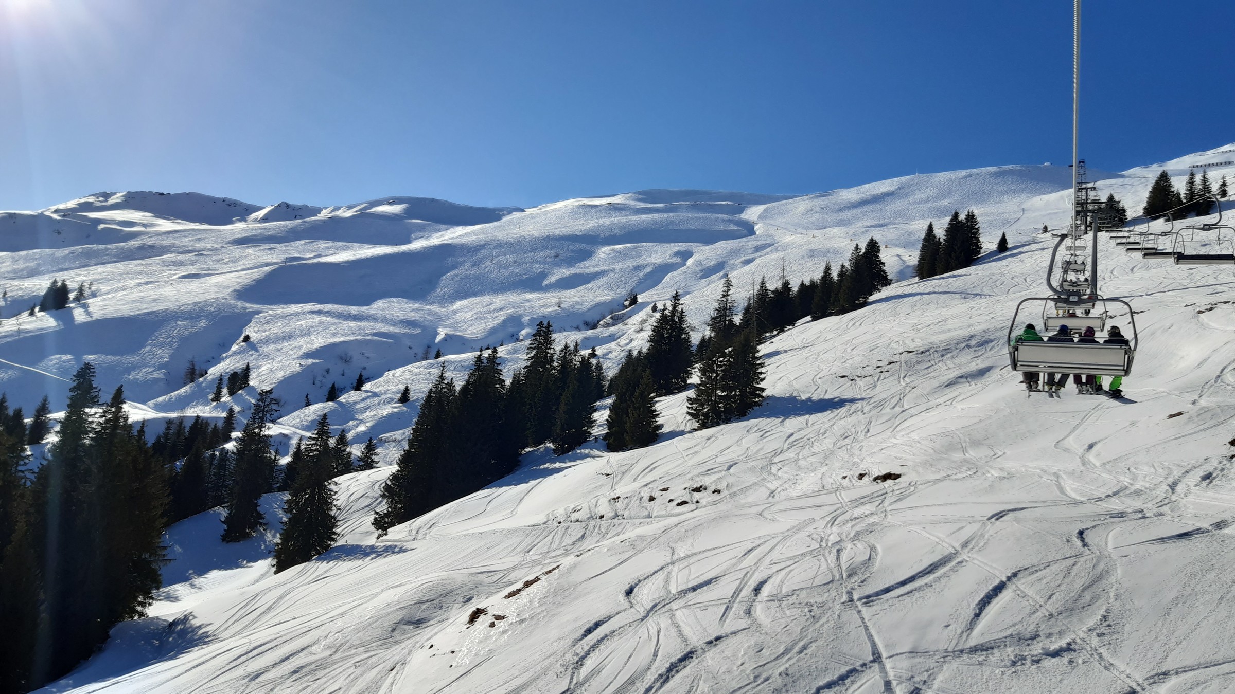 Blick aus dem Hornlift 2000 auf den Hang.