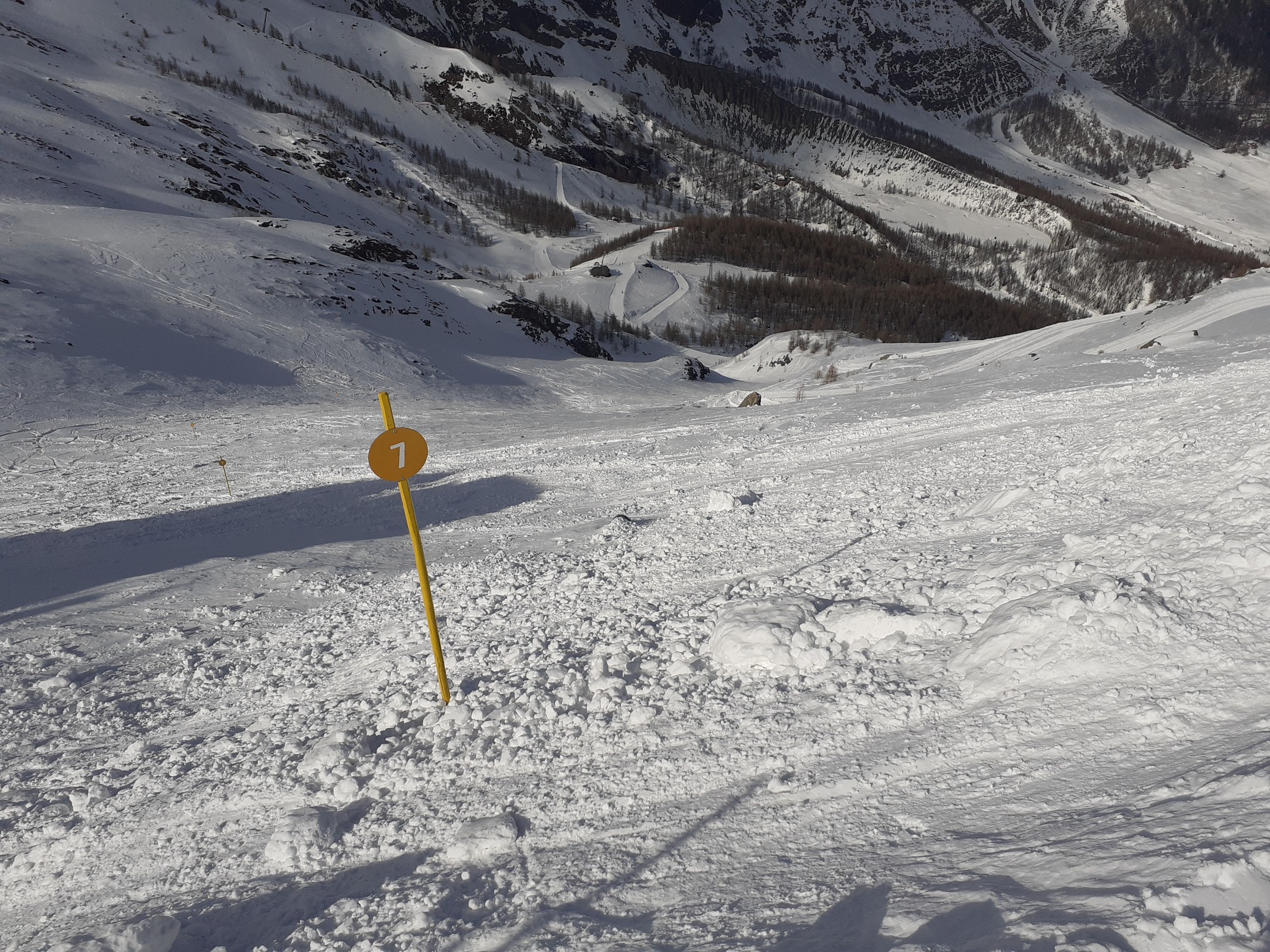 Gelbe 7 Altes Kanonrohr (Beginn)