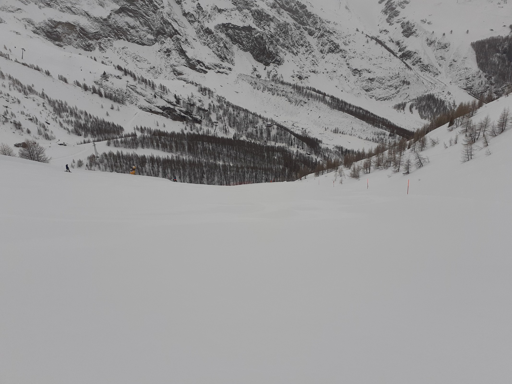 Piste 4a Ritzi am frühen Morgen, traumhaft zu fahren trotz schlechter Sicht