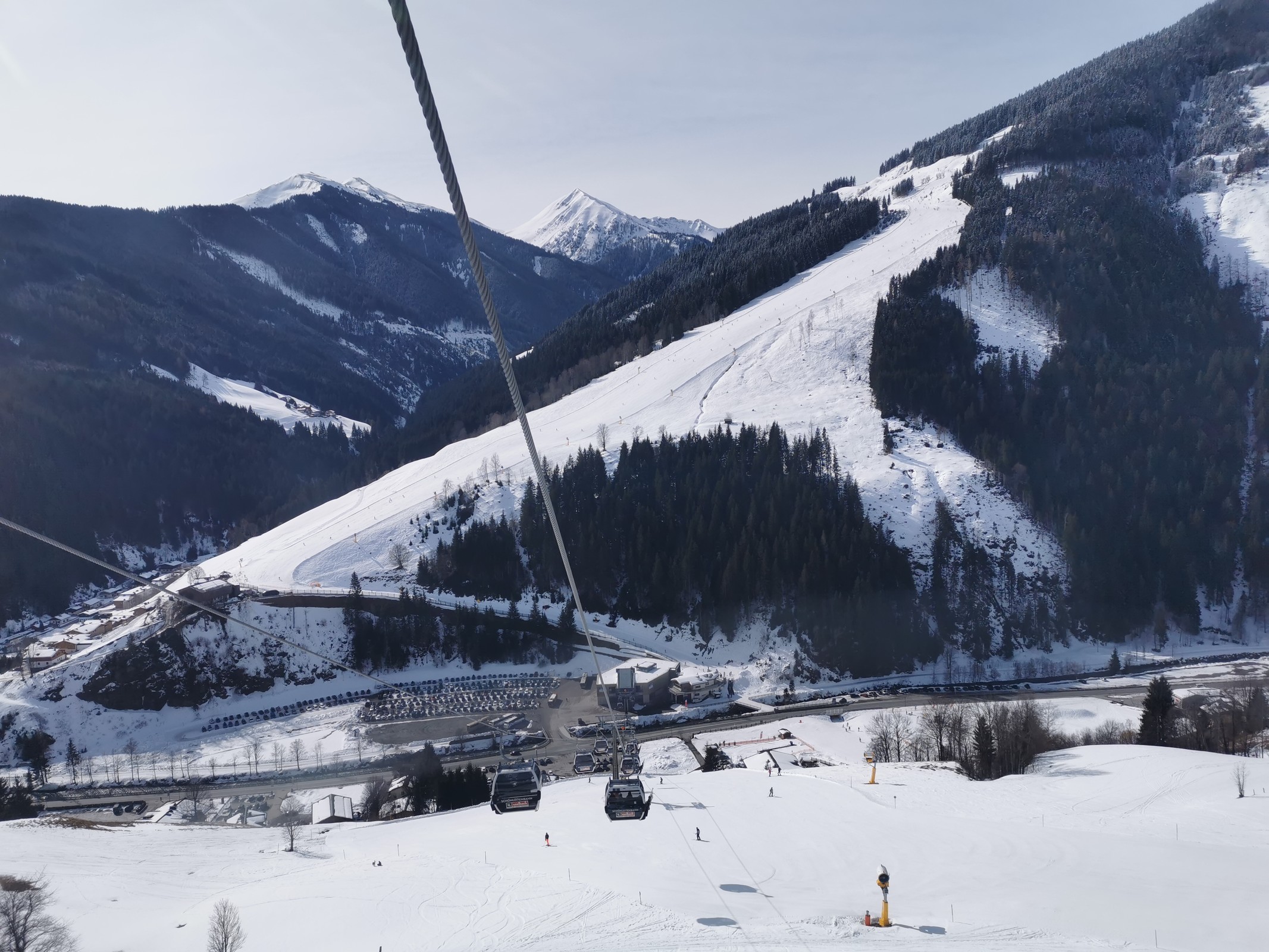 15. Nun gehts aber weiter zur Schönleiten Gondel. Leider war aber wieder mal die Jausern überfüllt und gar nicht so toll zu fahren, wie erhofft..jpg