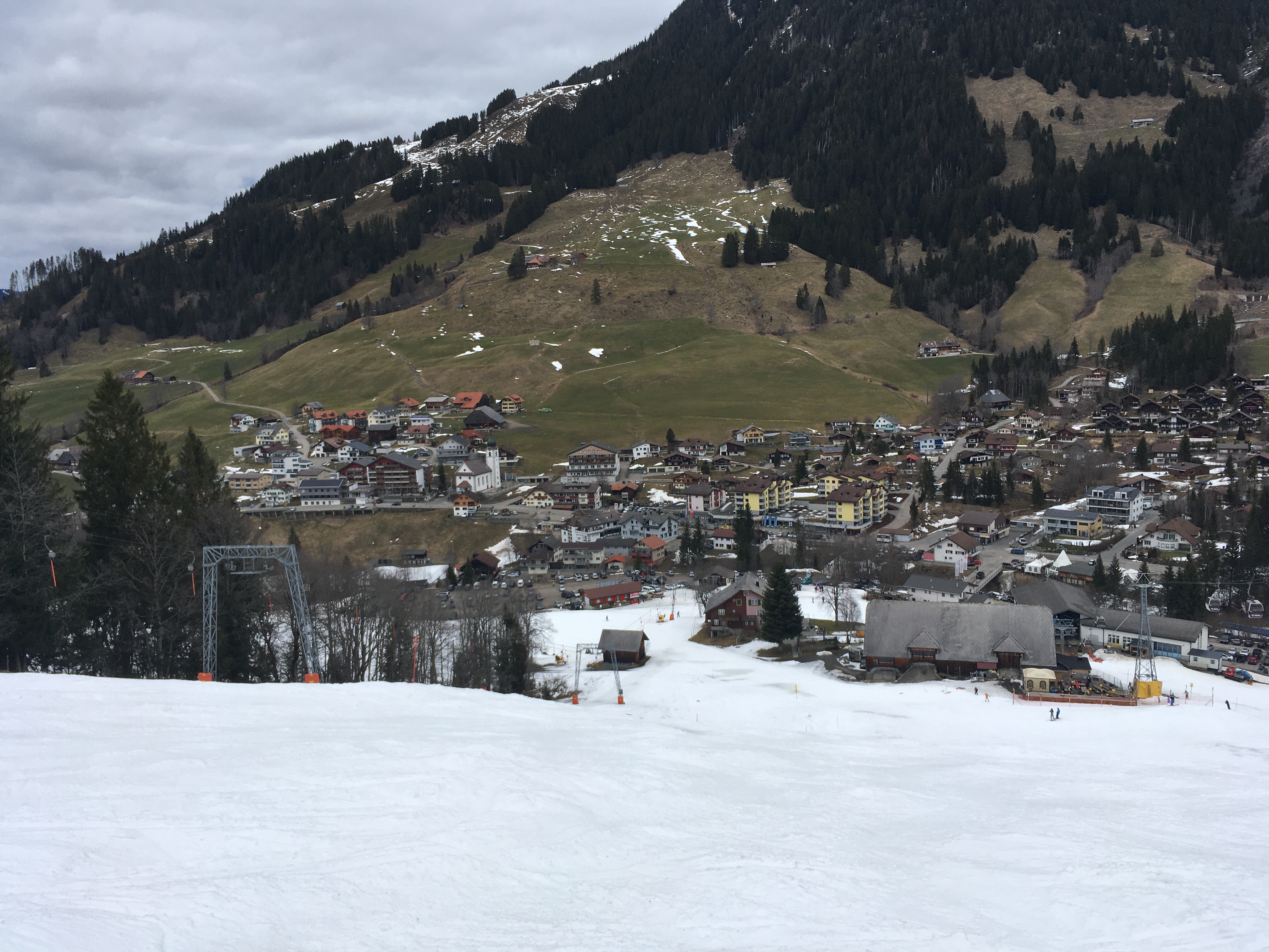 Skilift Schönisei und Gondelbahn Rossweid.