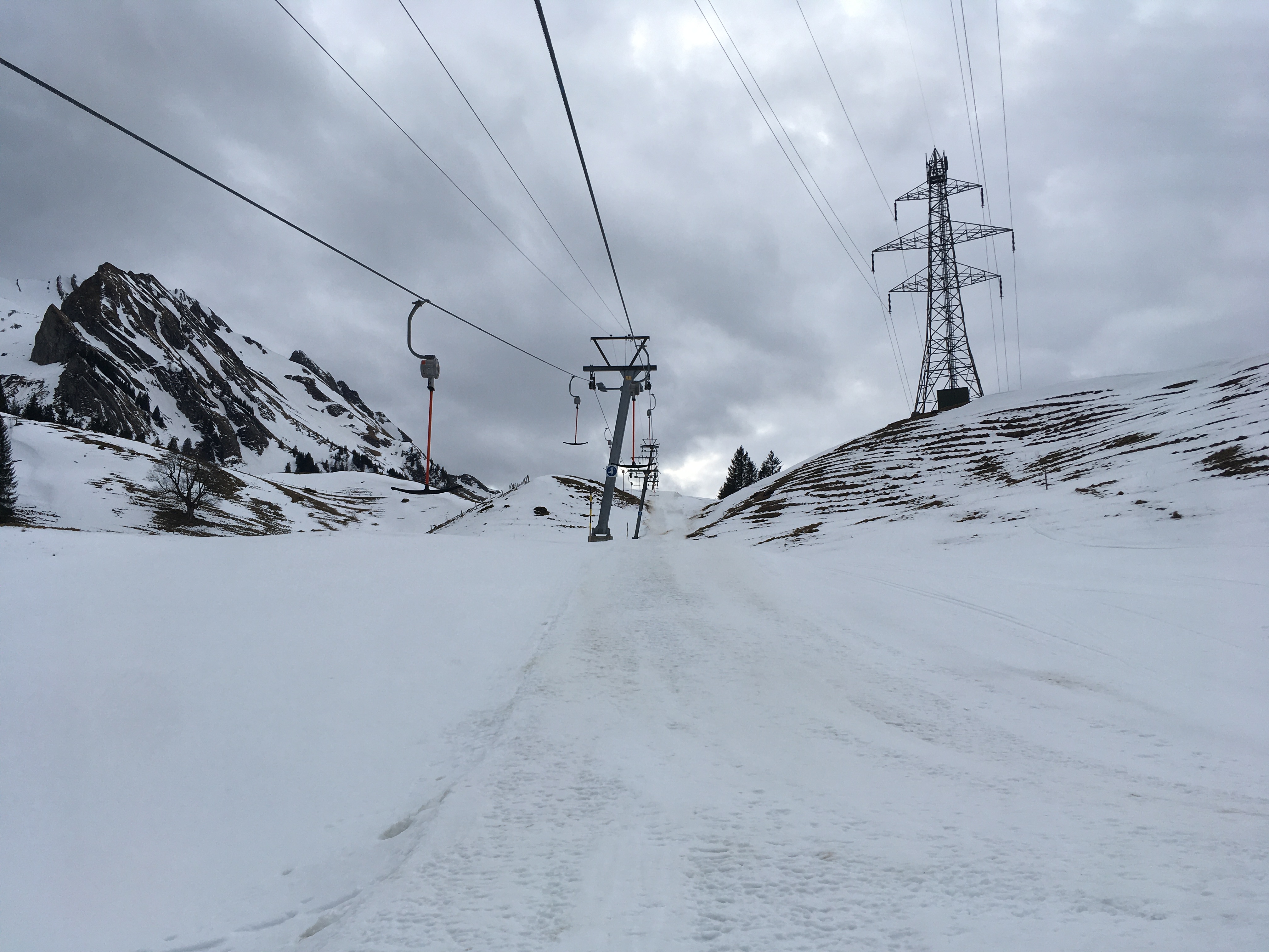 Erste Occasionsanlage seit vielen Jahren. Wenn die Hersteller wollen gehts scheinbar doch.