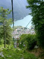 Blick zurück auf Molveno mit zugehörigem See
