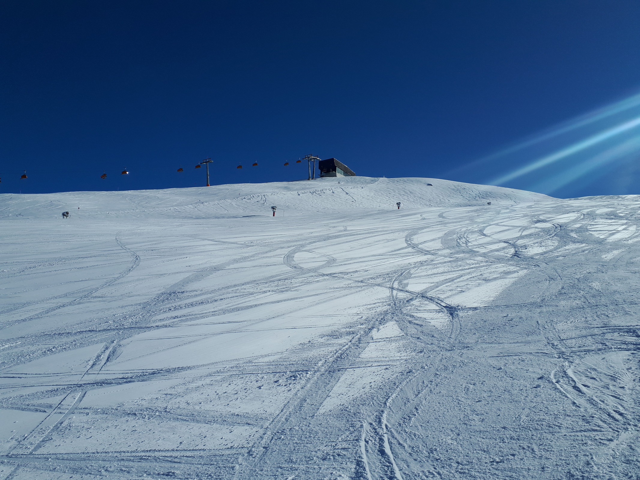 Leere Pisten Sonnenbahn