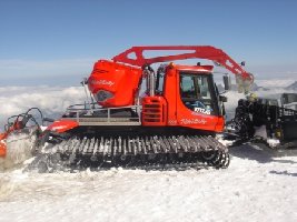 PB 300 W Polar fährt richtung terrainpark