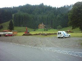 Gesamtüberblick des Baustellchens. Ob hier die Talstation oder der neue Skiverleih oder auch beides entsteht ist noch nicht wirklich zu sehen