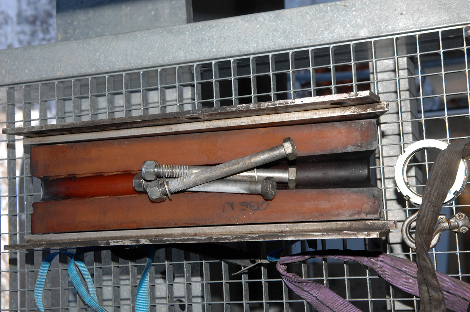 125-PB: Zugseil-Schwingungsdämpfer